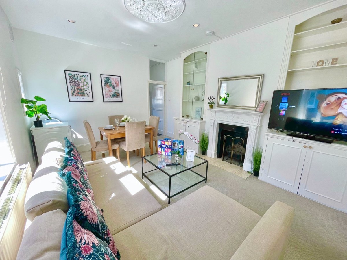 Living room in Hammersmith